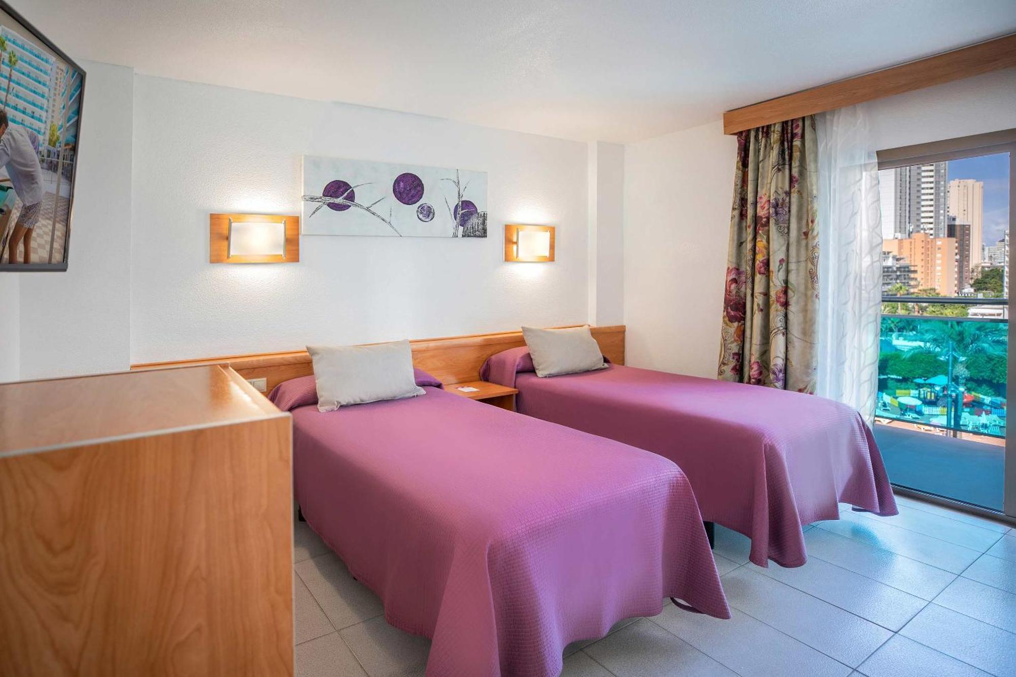 Hotel Servigroup Venus Benidorm Zimmer foto