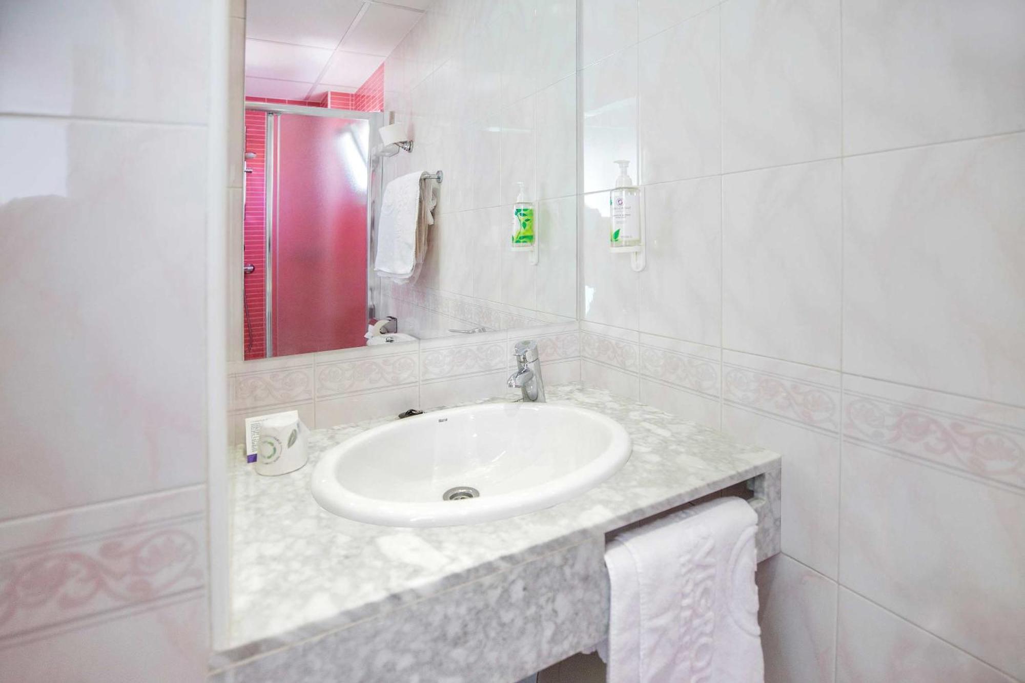 Hotel Servigroup Venus Benidorm Zimmer foto