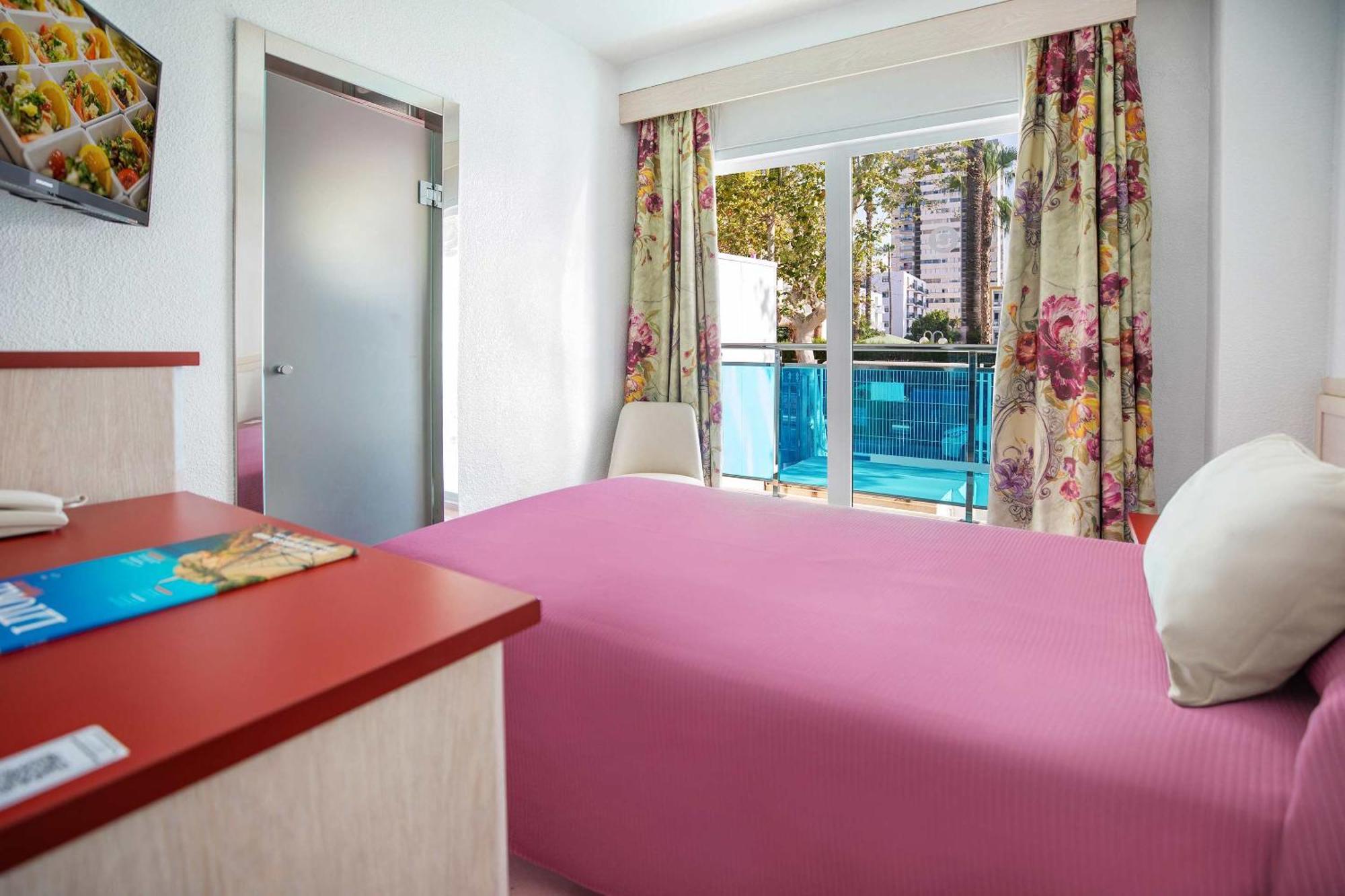 Hotel Servigroup Venus Benidorm Zimmer foto