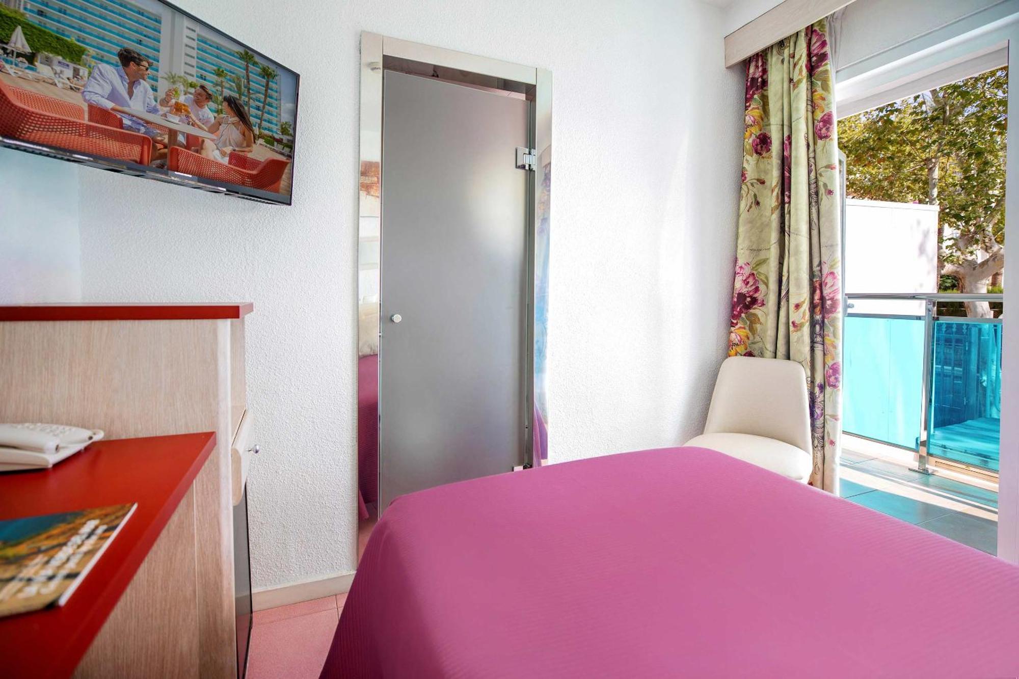 Hotel Servigroup Venus Benidorm Zimmer foto
