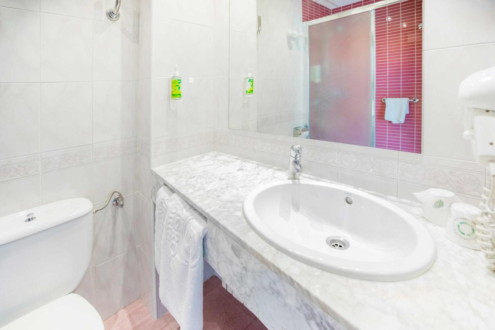Hotel Servigroup Venus Benidorm Zimmer foto